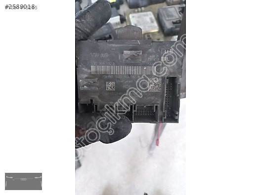 A3 1.6 Tdi Sag, sol kapı kontrol modulu