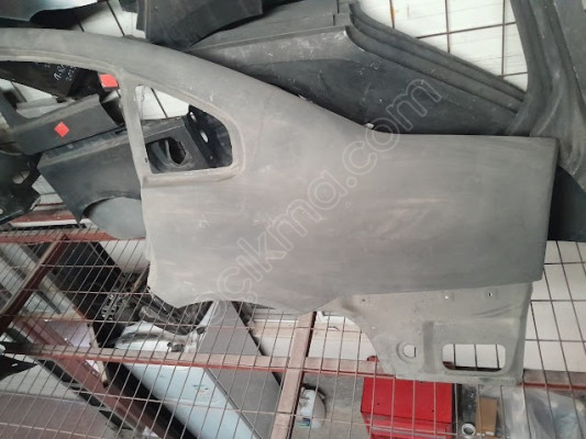 w passat b5 01/04sol arka camurluk makajlı sefalılar oto cıkma