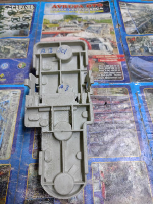 Audi A3 98 04 model sol arka dış stop lambası duyu