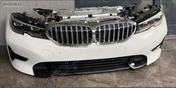 BMW 320 G20 ÖN TAMPON