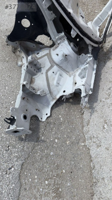 VOLKSWAGEN CADDY ÖN ŞASE ÖN ÇEYREK