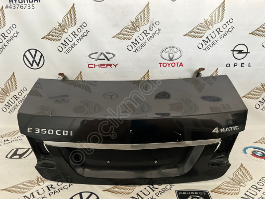 MERCEDES W212 BAGAJ KAPAĞI ORİJİNAL ÇIKMA