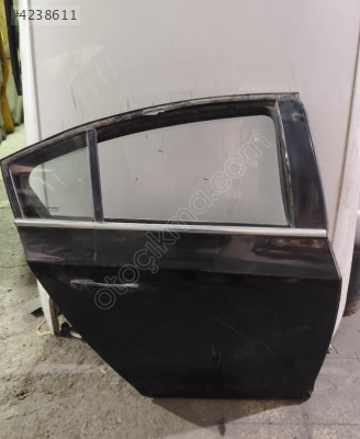 CHEVROLET CRUZE SAĞ ARKA KAPI DOLU ORİJİNAL ÇIKMA PARÇA