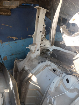 Hyundai bayon sağ sol ön podya şase