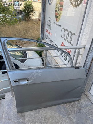 VOLKSWAGEN GOLF 7 SAĞ ÖN KAPI