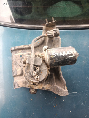 HYUNDAİ STAREX ÖN SİLECEK MEKANİZMASI MOTORU