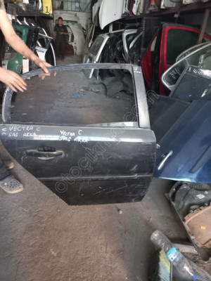 OPEL VECTRA C SAĞ ARKA KAPI
