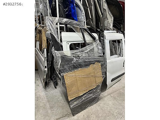 Sprinter crafter sağ ön kapı siyah hatasız beyaz hatasız