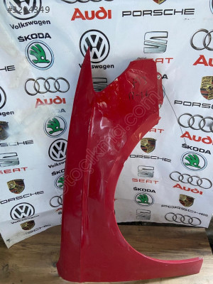 AUDİ A3 HATCHBACK ORJİNAL ÇIKMA SAĞ ÇAMURLUK
