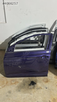 Volkswagen taigo-polo 17-24 sol ön kapı ufak hasarlı