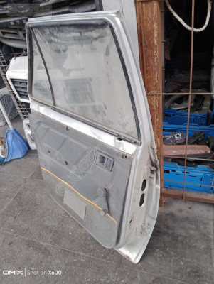 Renault9 Broadway Spring flaş sol arka kapı dolu 50tl
