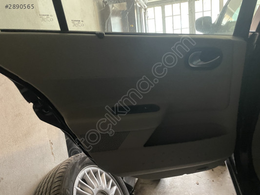 RENAULT MEGANE 2 2002 2009 SOL ARKA KAPI DÖŞEMESİ