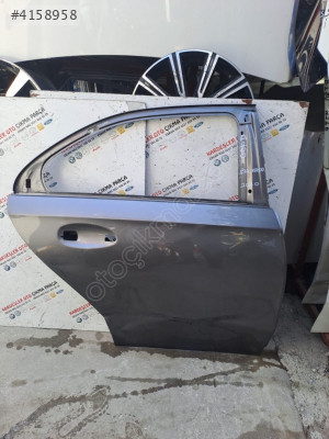 Mercedes A.serisi w177 kasa sağ arka kapı çıkma az hasarlı