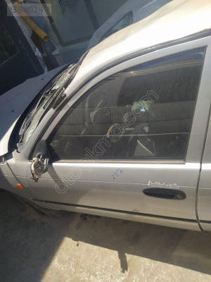 ÇIKMA TOYOTA COROLLA 101 EFSANE KASA SOL ÖN KAPI 2117