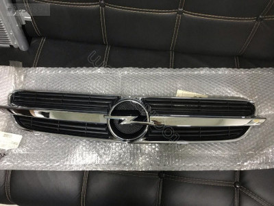 Opel Vectra C Modeli için Ön Panjur Çıkma Parçası