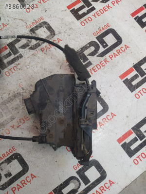 Clıo 4 Kapı Kilidi Sol Ön Kapı Kilidi 805033000R