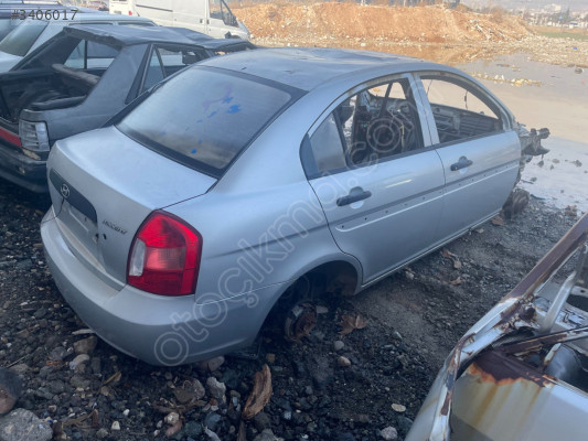 HYUNDAİ ACCENT ERA SAĞ MARŞPİYEL ORJİNAL ÇIKMA