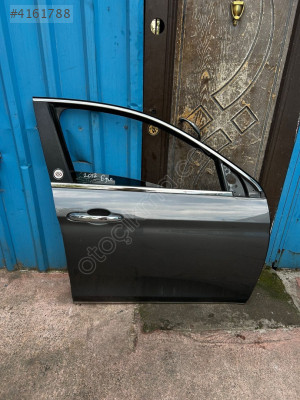 FİAT EGEA ÇIKMA SAĞ ÖN KAPI