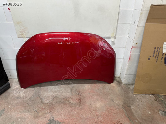 2024 sonrası Ford Courier ön kaput