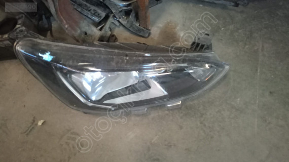 ford focus sağ far