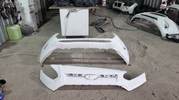 Ford cornect 2015 model on tampon