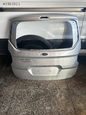 Ford corier bagaj kapağı