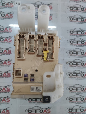 TOYOTA COROLLA 89221-02401 SİGORTA KUTUSU