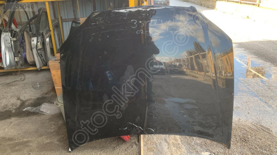Audi a8 ön kaput çıkma
