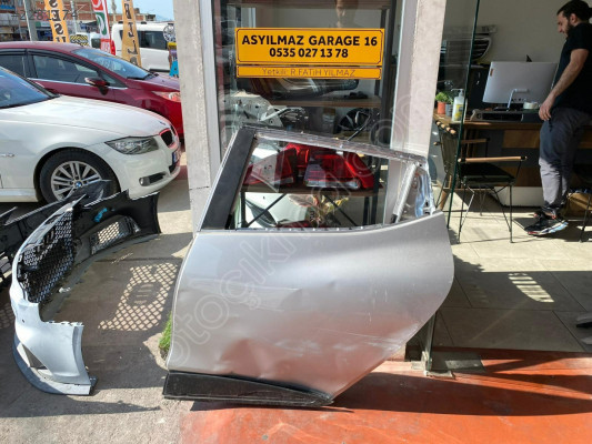 RENAULT CLİO 4 SOL ARKA KAPI ORJİNAL