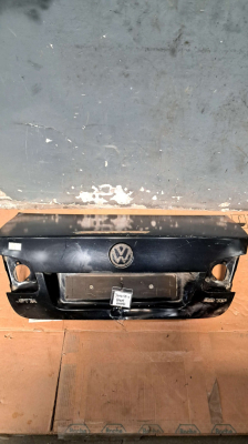 BAGAJ KAPAĞI - JETTA 04-11 - 1K5827025AE