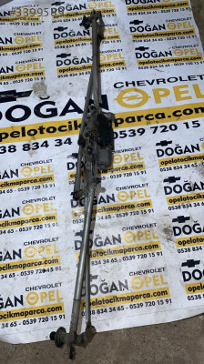 Opel Astra J Ön Cam Silgi mekanizması GM