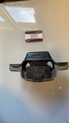 1K0199555AC vw golf 6 1.4 tsi şanzıman kulağı