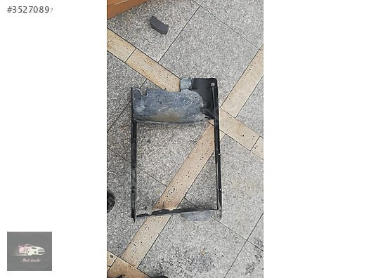 Renault 19 benzinli fan davlumbazı orjinal çıkma