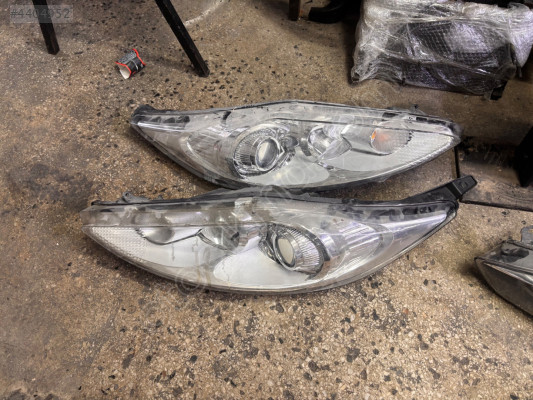 Fiesta sol mercekli far