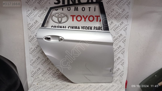 SİNCAR OTO'DAN FORD FİESTA 2009 2017 SAĞ ARKA KAPI ÇIKMA ORJİNAL