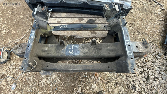 VOLKSWAGEN LT46 MOTOR TRAVERSİ ÇEVİK OTO ORJİNAL ÇIKMA BURSA