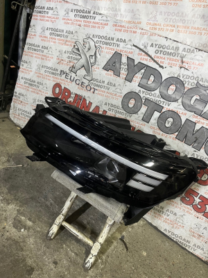 Opel combo E sol far