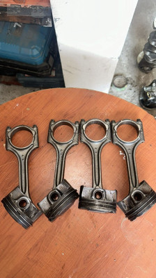 VOLVO V40 1.5 BENZİNLİ T3 BİYEL KOLU