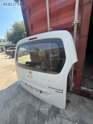 Peugeot Partner Tepee Bagaj Kapağı Hatasız Dolu