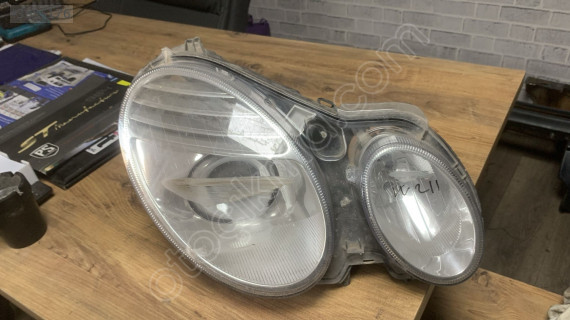 Mercedes w211 sağ ön far
