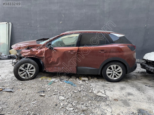 Peugeot 3008 sol arka kapı
