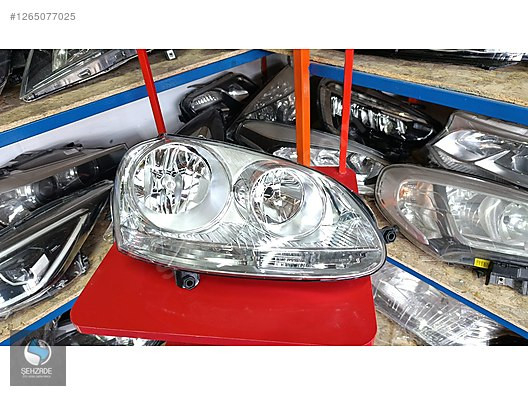 VOLKSWAGEN JETTA SAĞ FAR ÇIKMA ORJİNAL