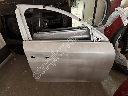 PEUGEOT 308 SAĞ ÖN KAPI MODEL 2014-2020