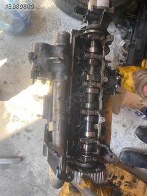 Reno Clio cango 1.5 Silindir kapağı orijinal çıkma