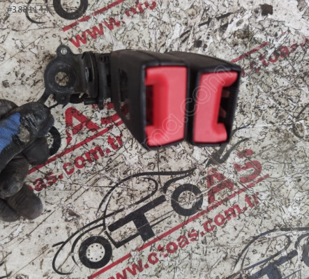 VOLKSWAGEN GOLF 7.5 ARKA KOLTUK EMNİYET KEMERİ TOKALARI