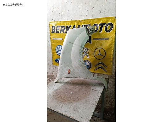 Renault Kango1 sağ ön çamurluk 2.500 TL