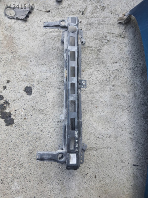 VOLKSWAGEN GOLF 6 ÖN TAMPON DEMİRİ