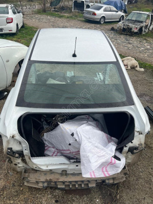FİAT EGEA SEDAN ÇIKMA KUPA KASA  ORJİNAL