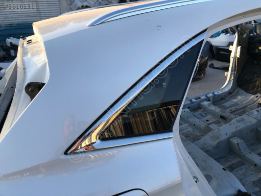 DS7 CROSSBACK SAĞ ARKA KELEBEK CAM ORJİNAL