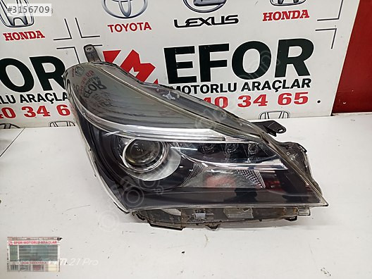 TOYOTA YARİS LEDLİ SAĞ FAR ÇIKMA ORİJİNAL PARÇA 2015-2017